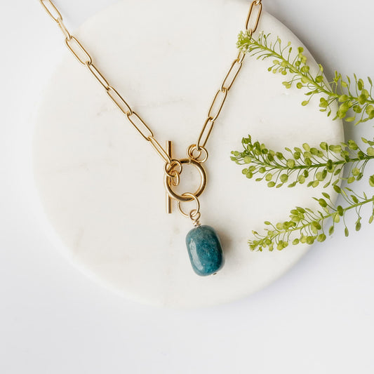 Gold Chain Pendant Necklace