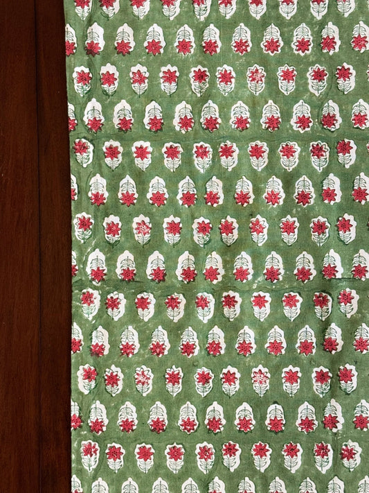 Table Runner - Poinsettia, Red & Sage