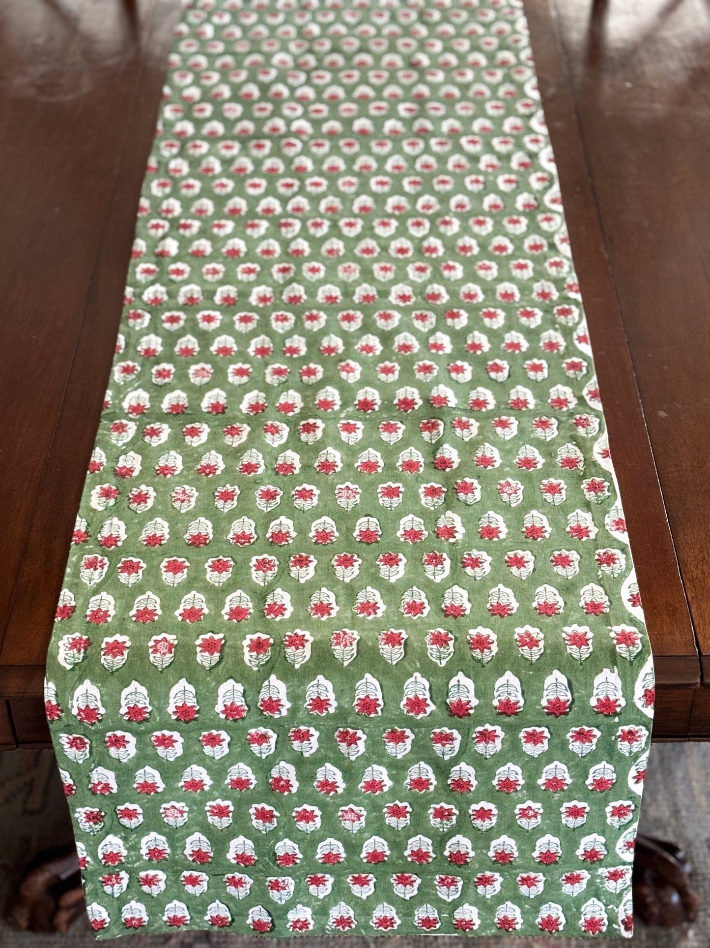 Table Runner - Christmas Lily - Sage & Red