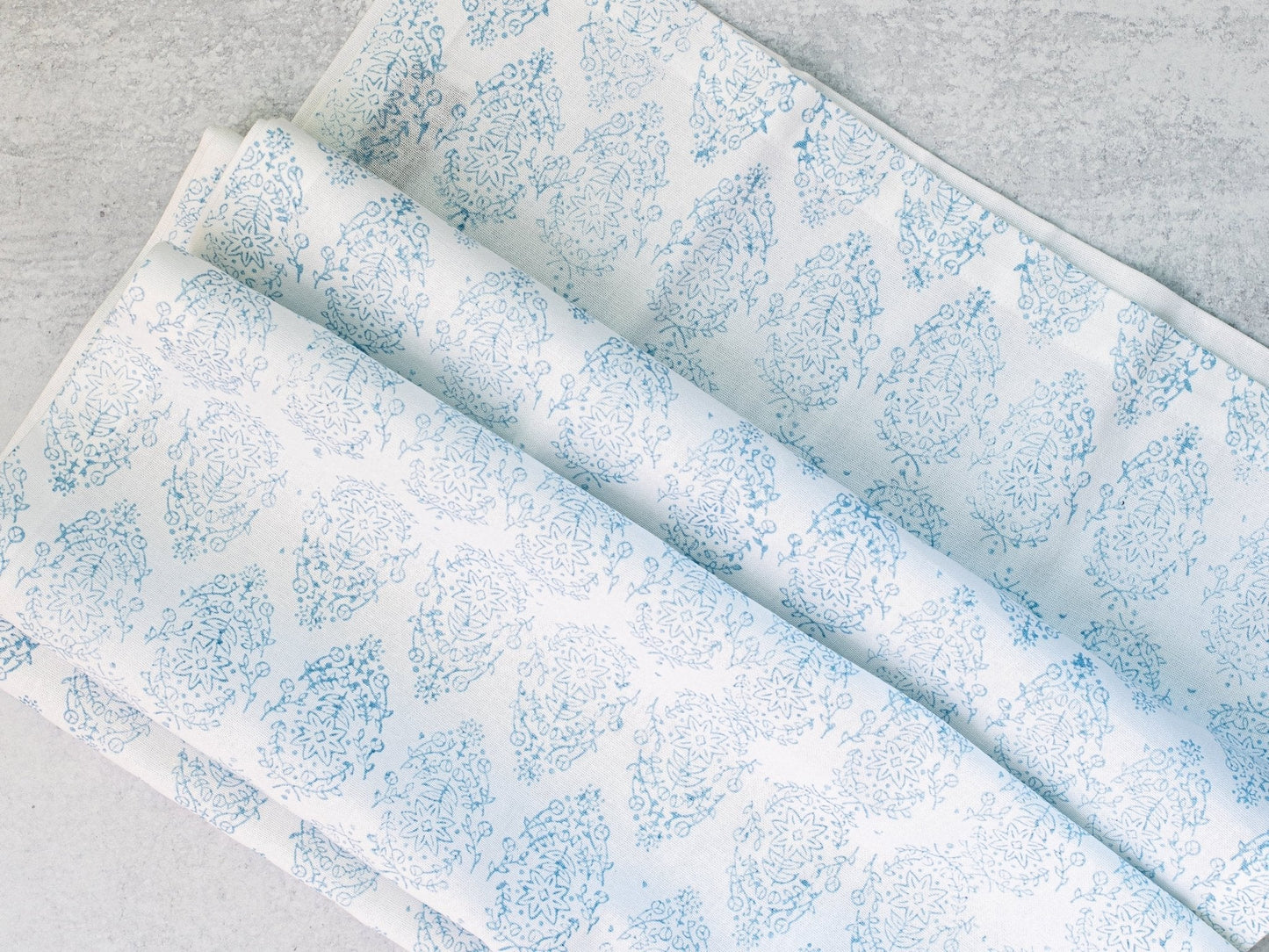 Table Runner - Vara, Uniform Blue